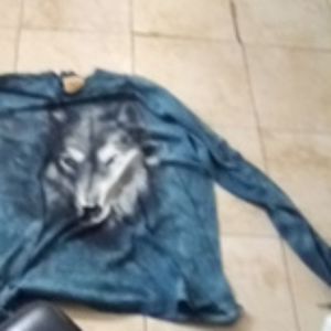 Mens wolf long sleeve shirt
